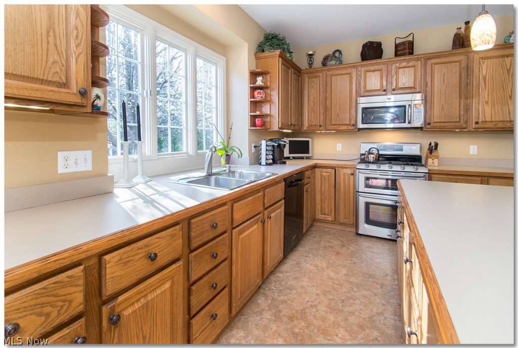 Eaton Estate Ph 3 - Residential