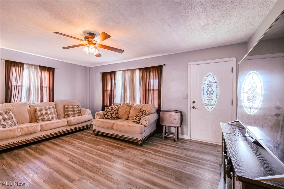 820 Devonshire Avenue