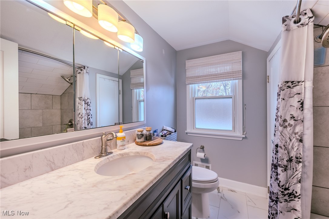 Sheffield Lake, Ohio 44054, United States, 3 Bedrooms Bedrooms, ,2 BathroomsBathrooms,Residential,Active,247757