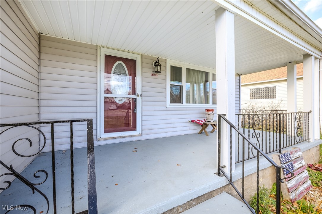 820 Devonshire Avenue