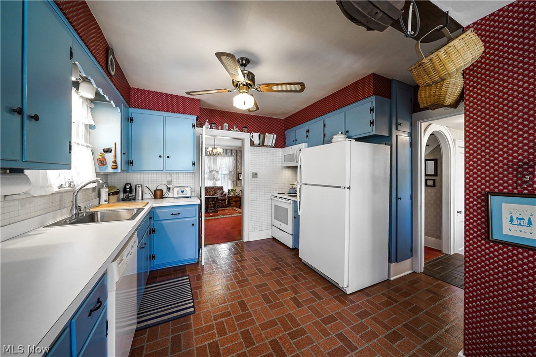 Twin Lakes Association - Residential