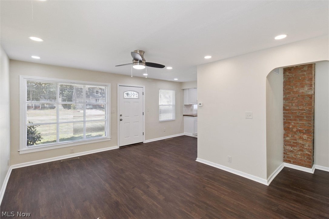 443 Fairway Boulevard