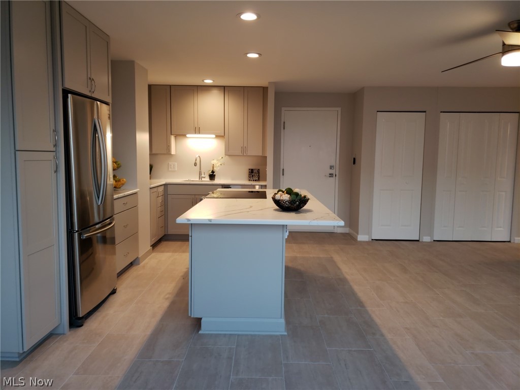 Marine Towers East Condo - Residential