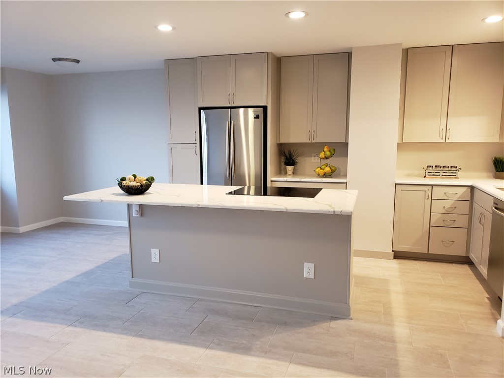 Marine Towers East Condo - Residential