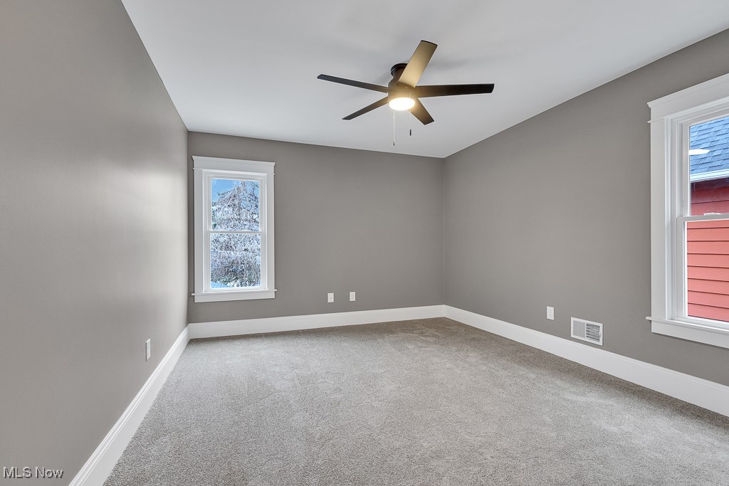 1366 E 111th Street, Cleveland, Ohio image 12