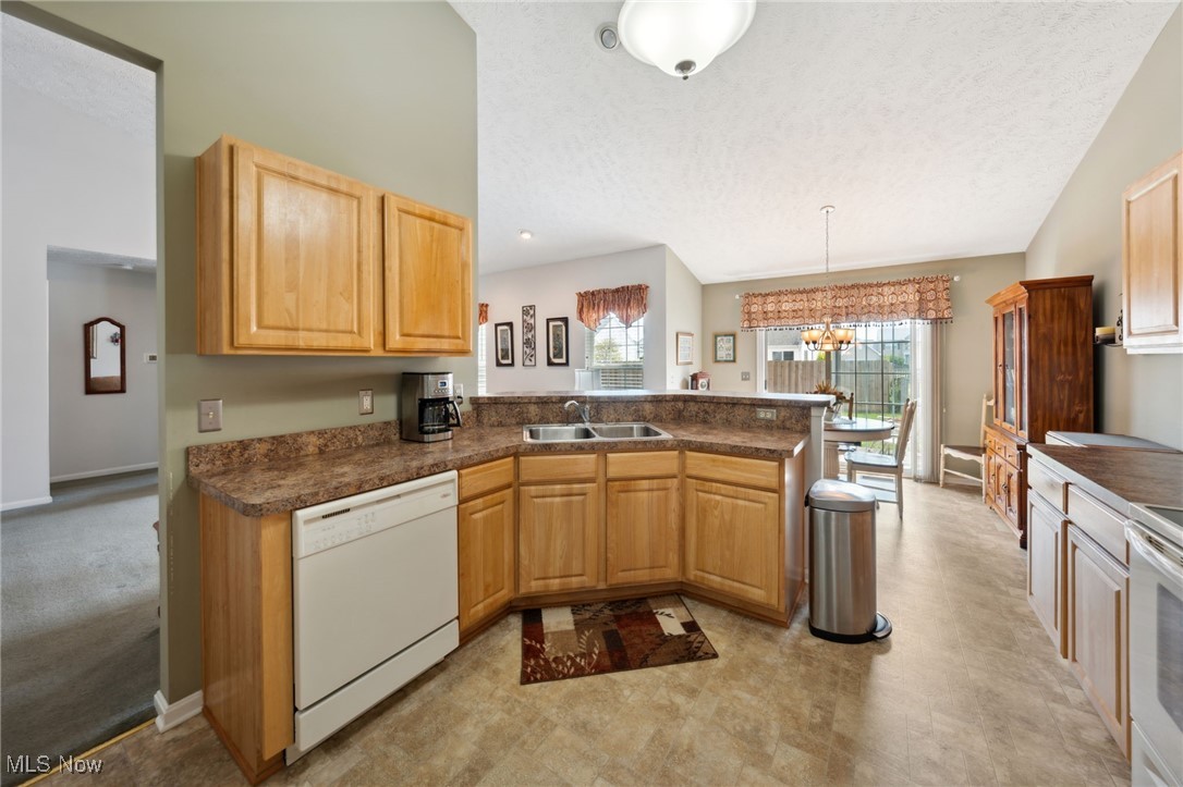 4579 Fields Way, Lorain, Ohio image 12