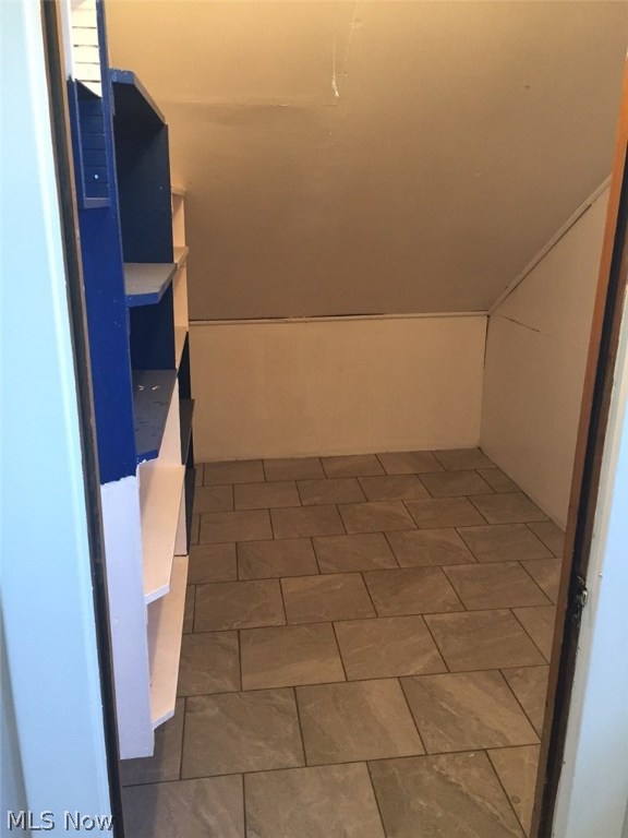 City/Youngstown - Residential Lease