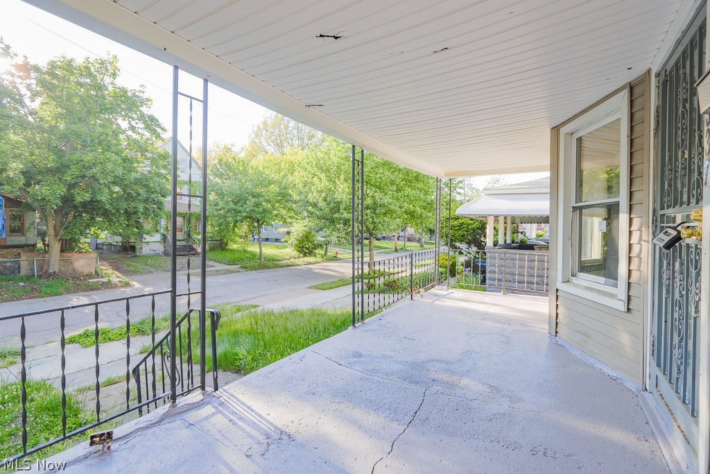 1337 E 84th Street
