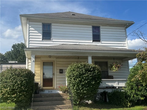 Homes For Sale - 309 4th Street<br/> Beverly, OH 45715