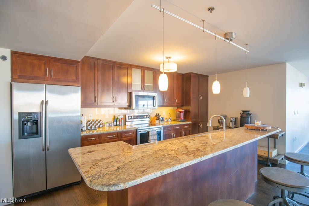 Pinnacle Condo - Residential Lease