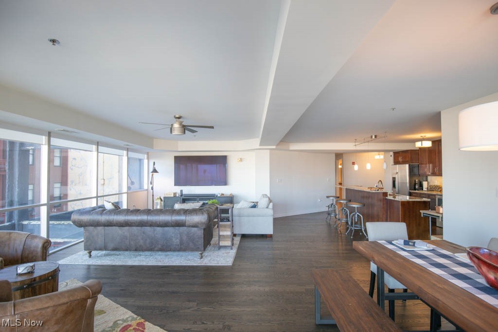 Pinnacle Condo - Residential Lease