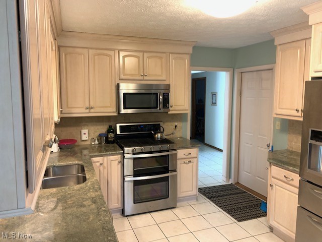 Eagles Chase Condo - Residential