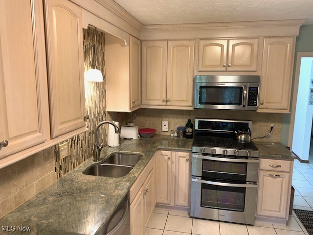 Eagles Chase Condo - Residential