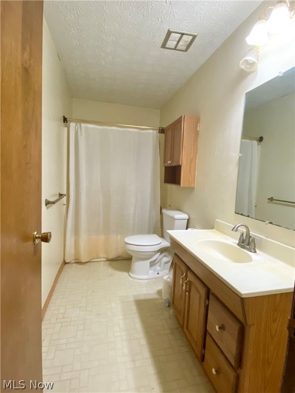 Broken Fence Estate #4 - Residential