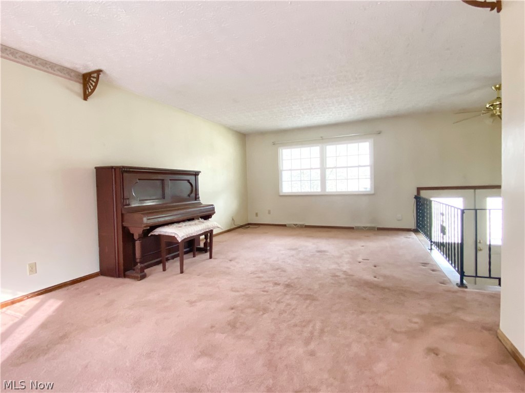 Broken Fence Estate #4 - Residential