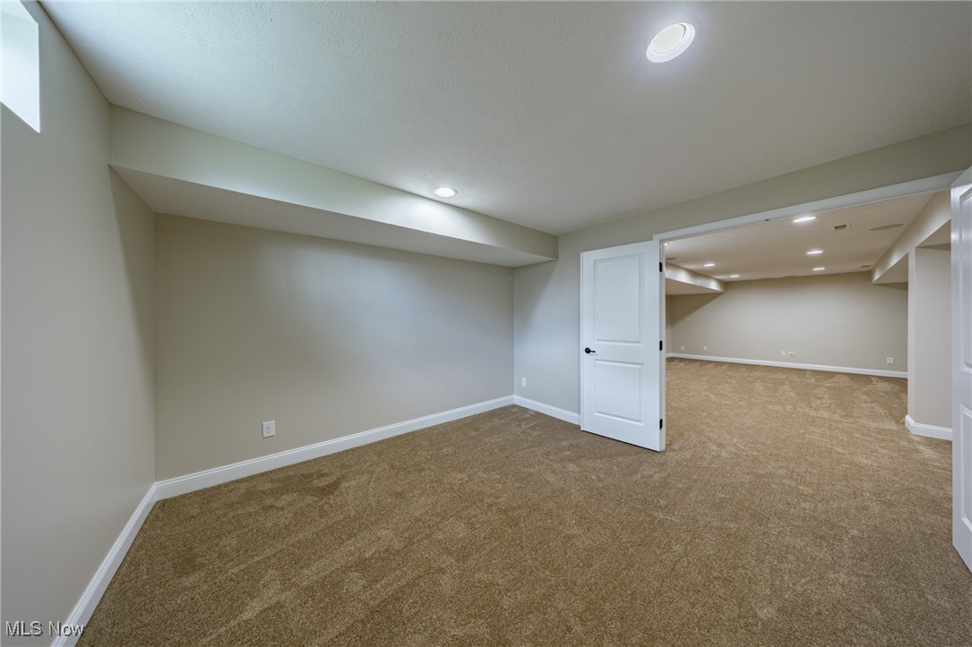 3241 Bent Oak Circle, Medina, Ohio image 28