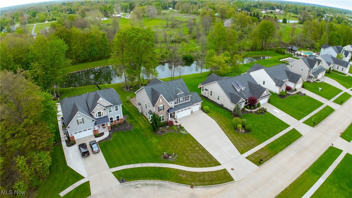 3241 Bent Oak Circle, Medina, Ohio image 2