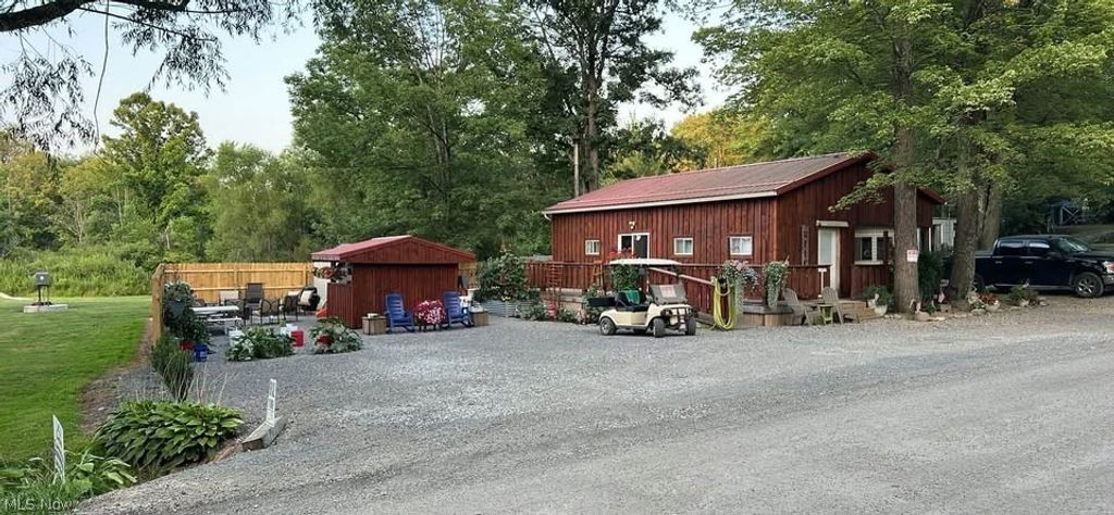 Photo of 6684 Leon Road #334-335, Andover, OH 44003 (MLS # 5198761)