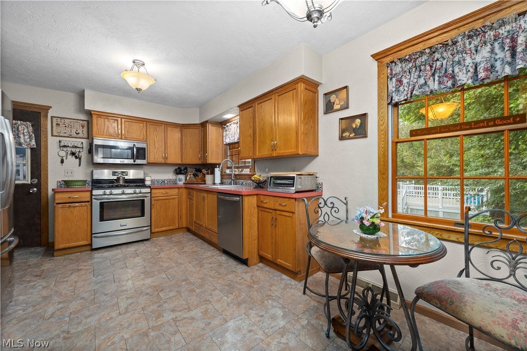 749 Glantz Drive