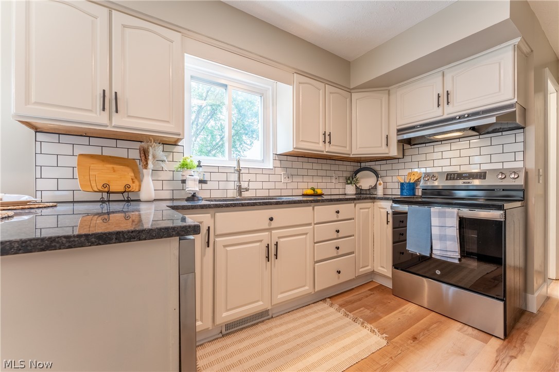 Viaduct Park - Residential