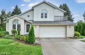 1924 Ridgehurst Drive Wickliffe OH 44092