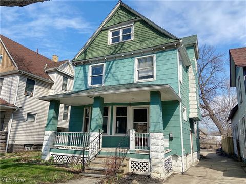Homes For Sale - 3344 Woodbridge Avenue<br/> Cleveland, OH 44109
