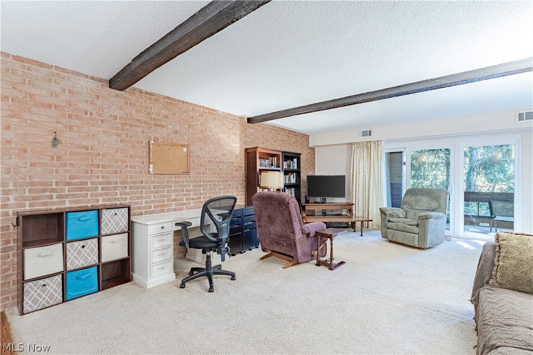 925 Canyon View Road 202