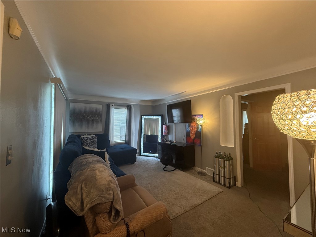 20007 Sunset Drive