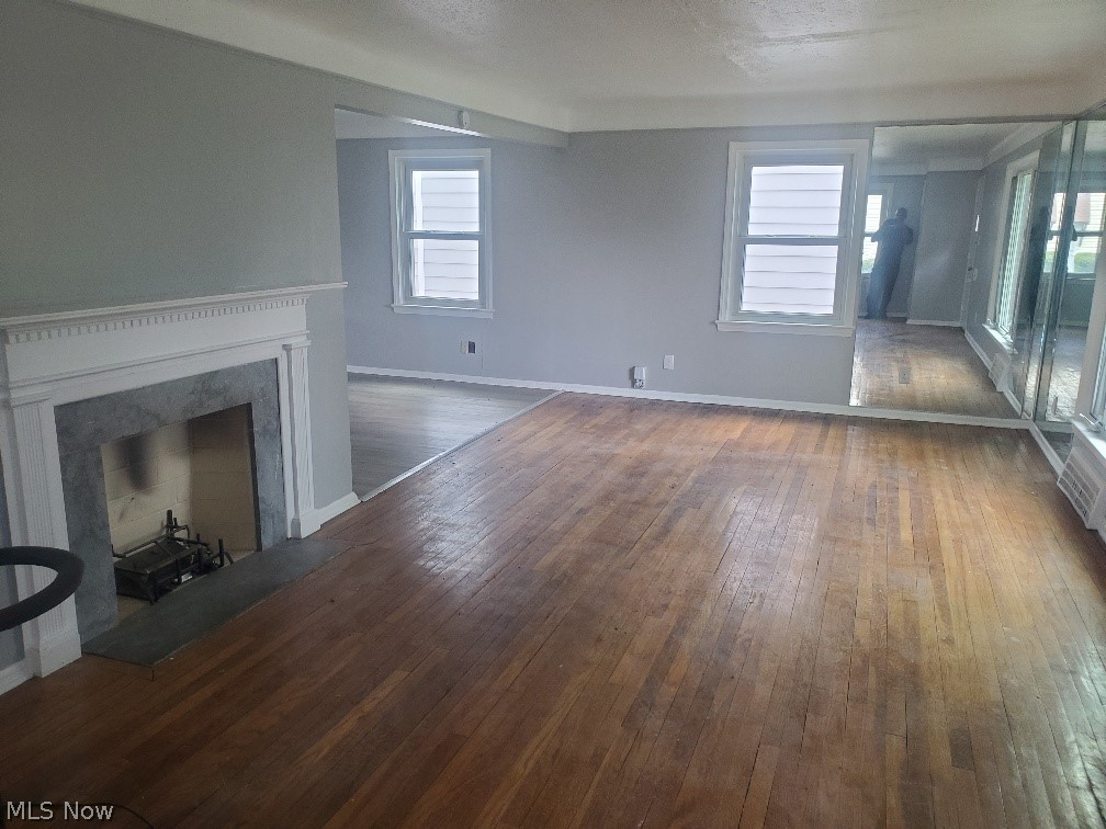 S H Kleinman Realty Cos Shake - Residential