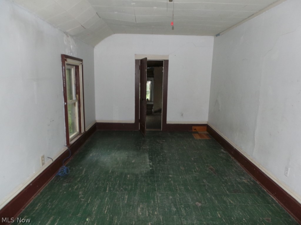 Briar Root Manor - Residential