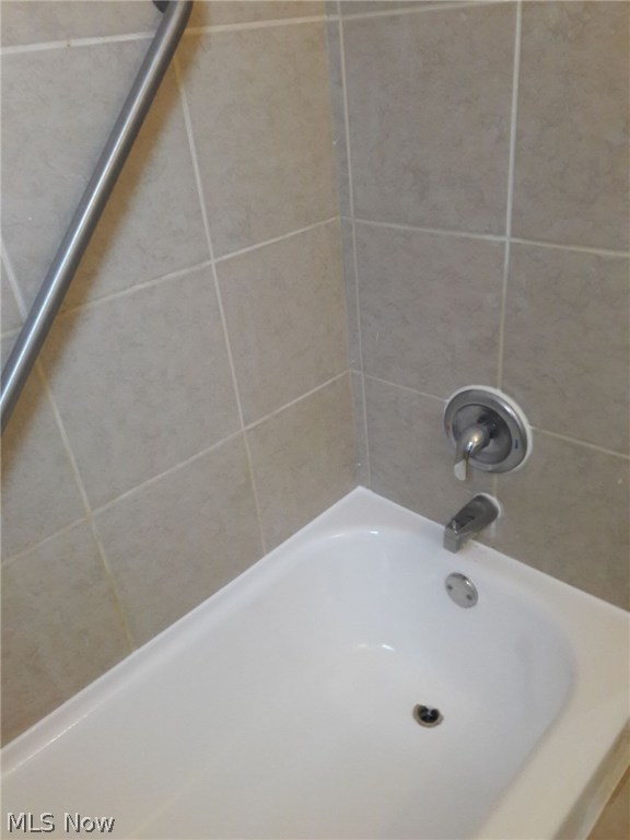 Center Hwy - Residential Lease