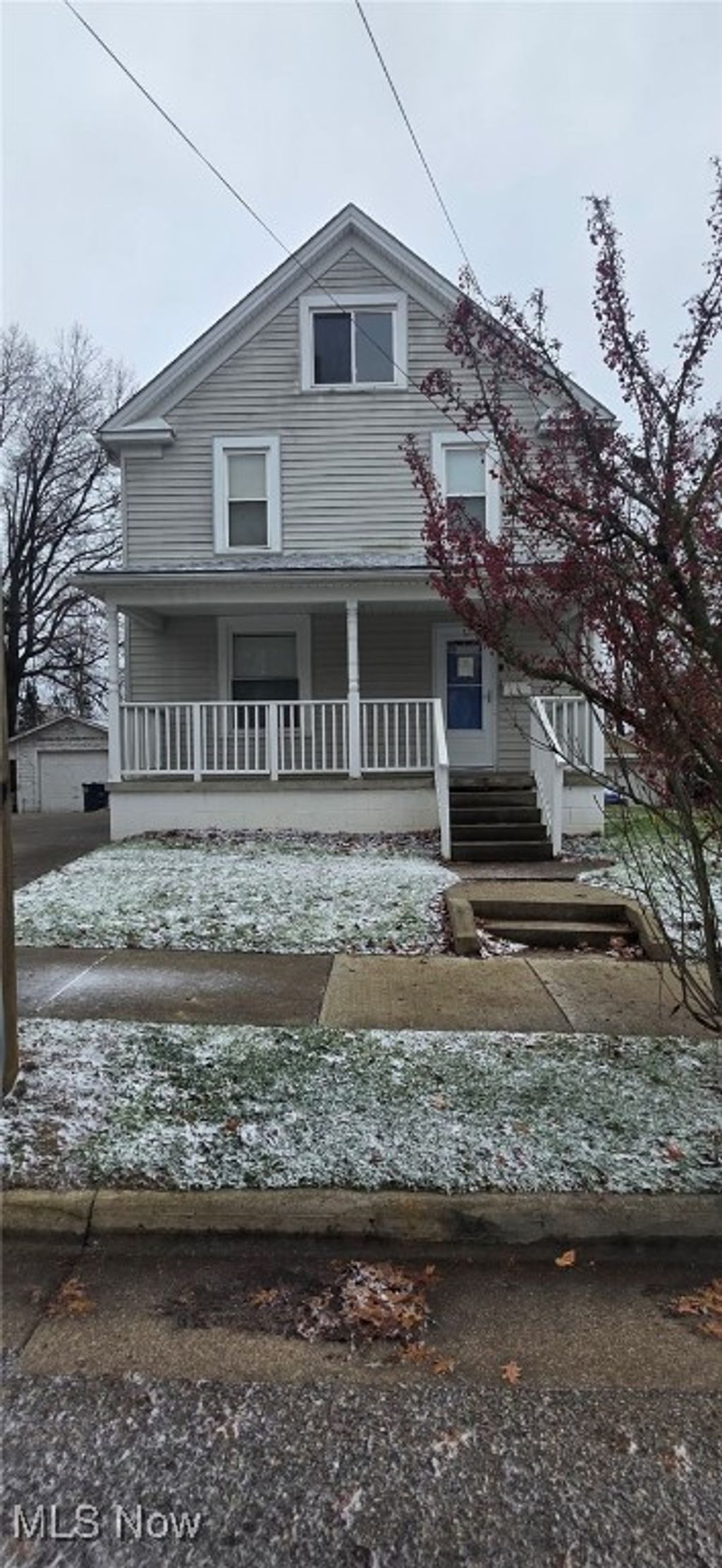 Photo of 920 Redfern Avenue, Akron, OH 44314 (MLS # 5177980)