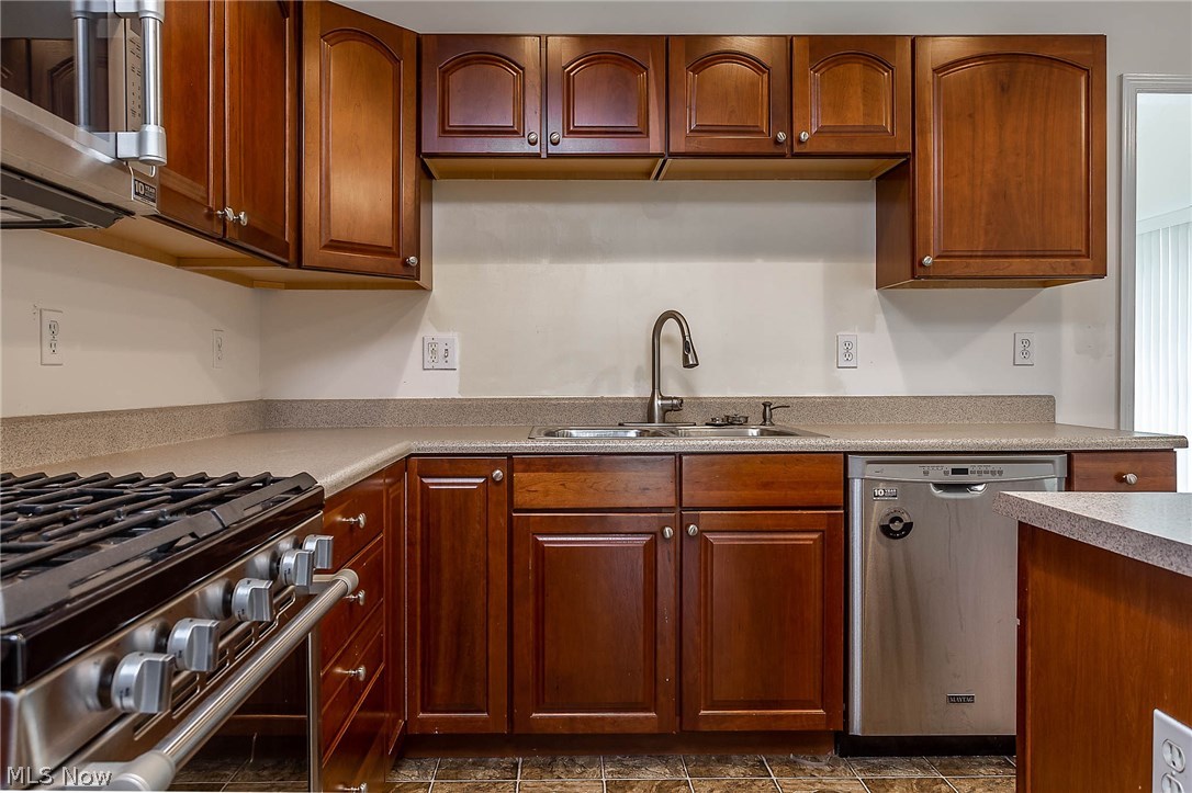 Meadow Lakes Sub - Residential