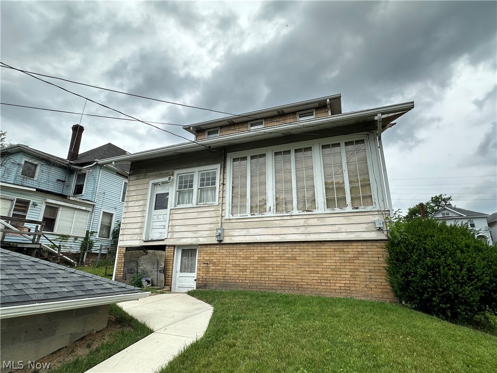 543 Labelle 40x110 - Residential