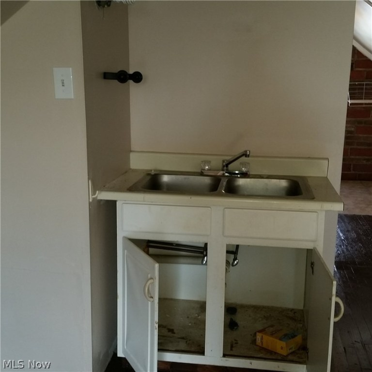 Continental Realty - Residential Income