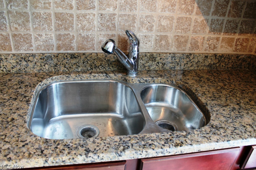 S H Kleinman Realty Cos Briar - Residential