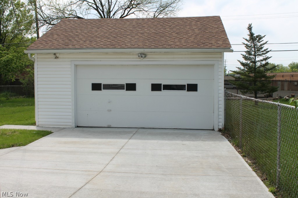 S H Kleinman Realty Cos Briar - Residential