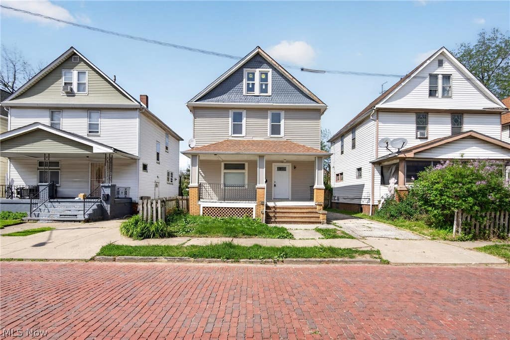 Photo of 4402 Riverside Avenue, Cleveland, OH 44102 (MLS # 5226807)