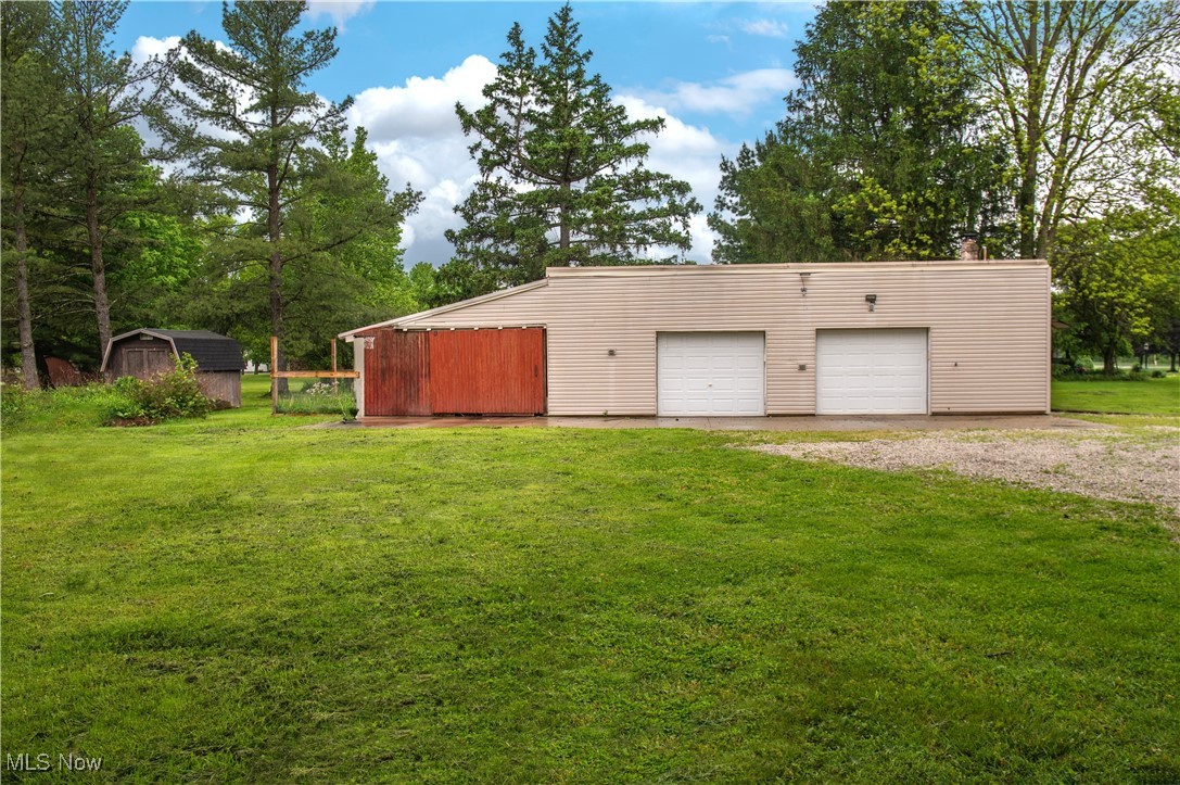 625 Bristol Champion Townline Road, Bristolville, Ohio image 33
