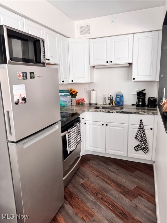 Marine Towers East Condo - Residential