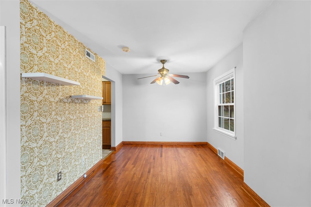 Kenilworth Gardens Condo - Residential