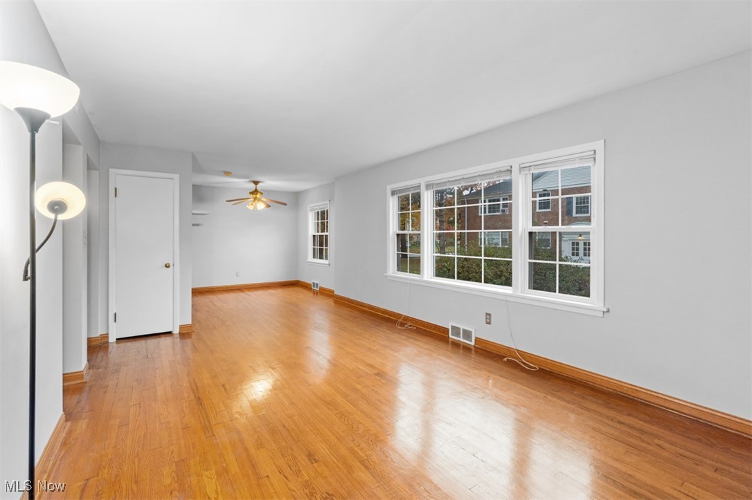 Kenilworth Gardens Condo - Residential