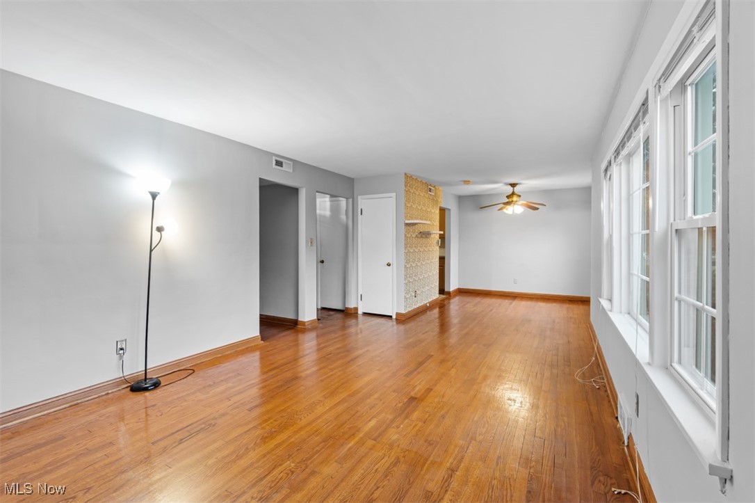 Kenilworth Gardens Condo - Residential