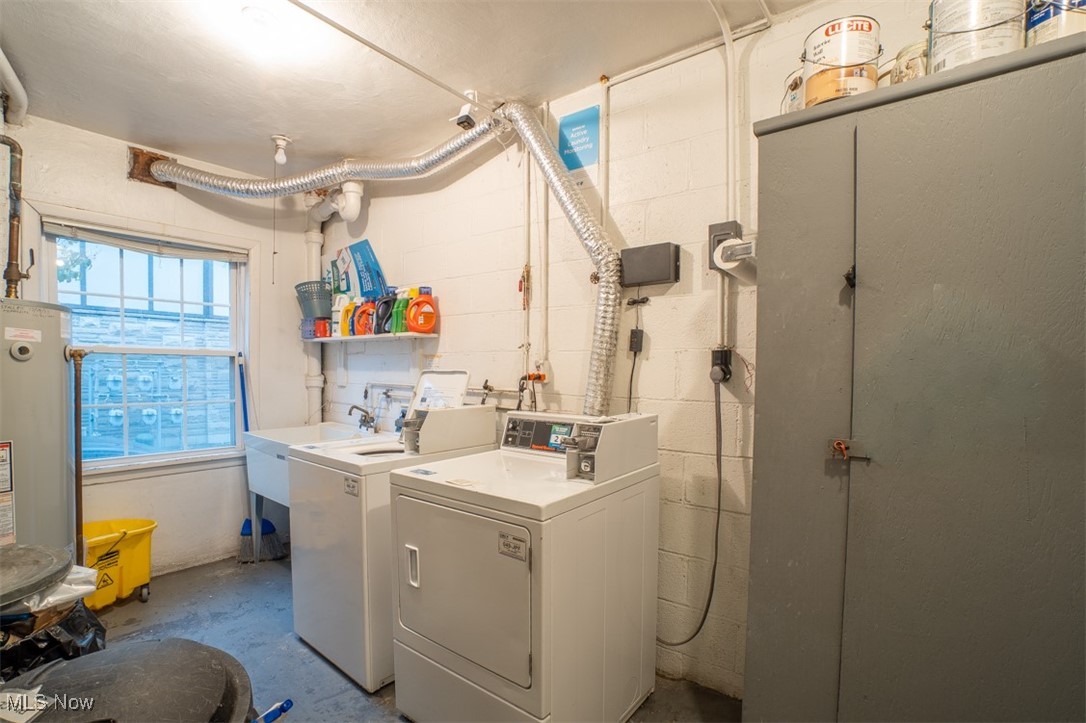 Kenilworth Gardens Condo - Residential