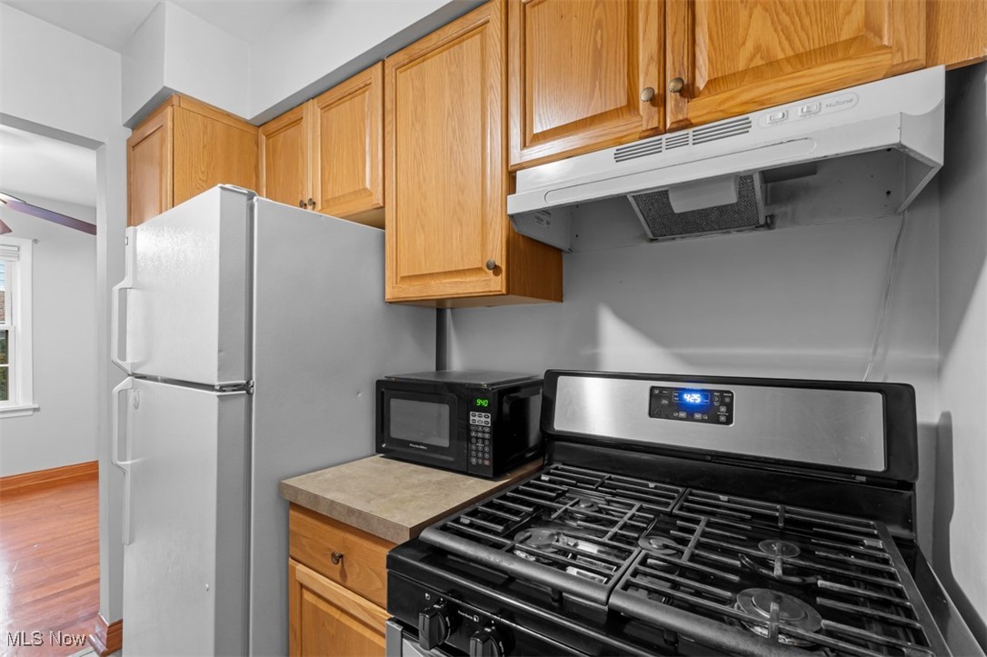 Kenilworth Gardens Condo - Residential