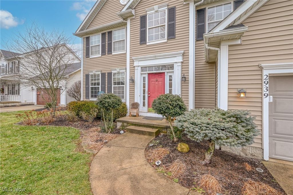 Photo of 2939 Greenspire Lane, Fairlawn, OH 44333 (MLS # 5181544)