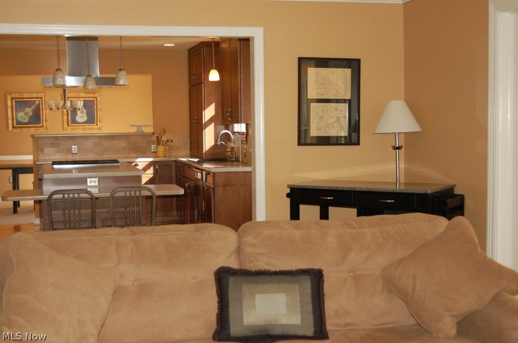 Mary Jonesco 1 - Residential