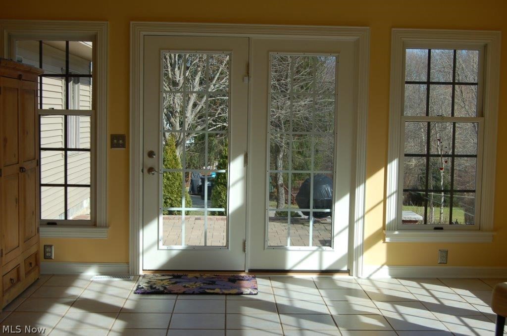 Mary Jonesco 1 - Residential