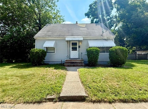 Homes For Sale - 1403 E 133rd Street<br/> East Cleveland, OH 44112