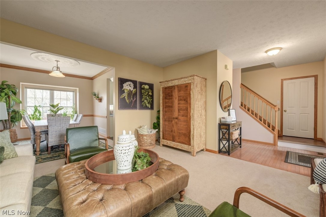 Golden Estate - Residential